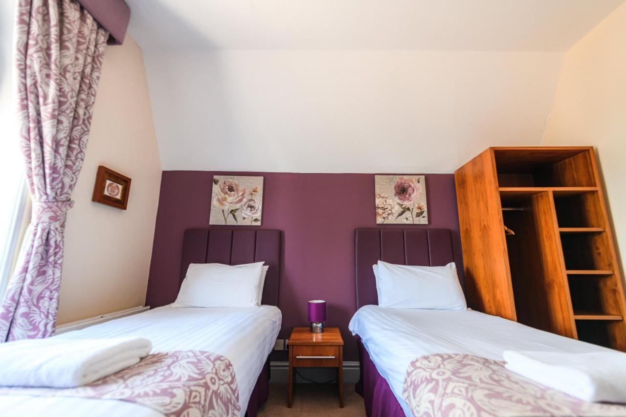 The Lemon Tree Hotel Wrexham Exterior foto