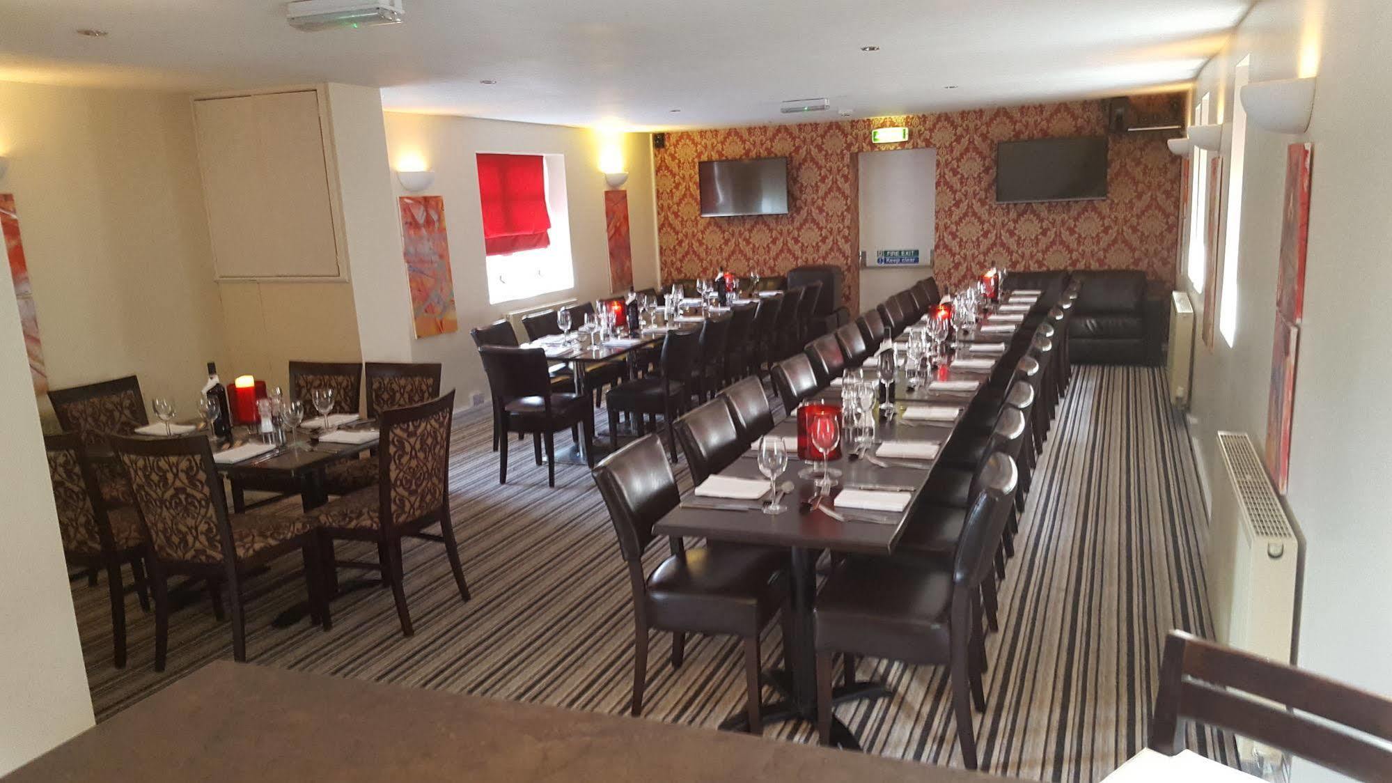 The Lemon Tree Hotel Wrexham Exterior foto