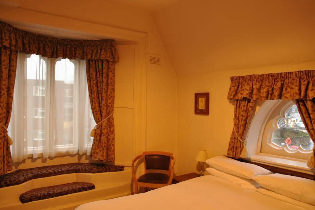 The Lemon Tree Hotel Wrexham Exterior foto